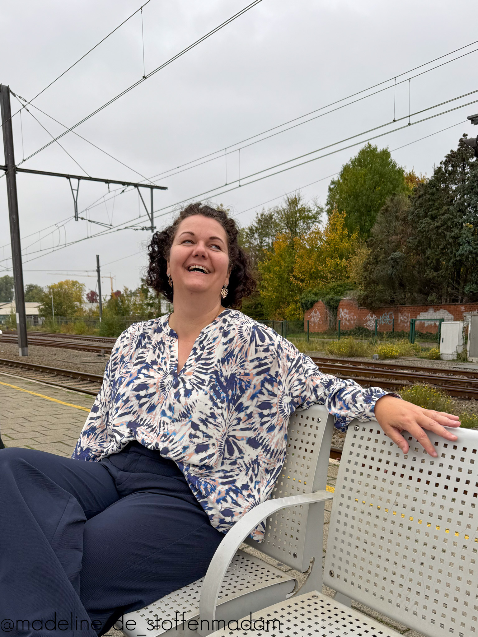 Lucia blouse for women & teens – PDF(ENG)